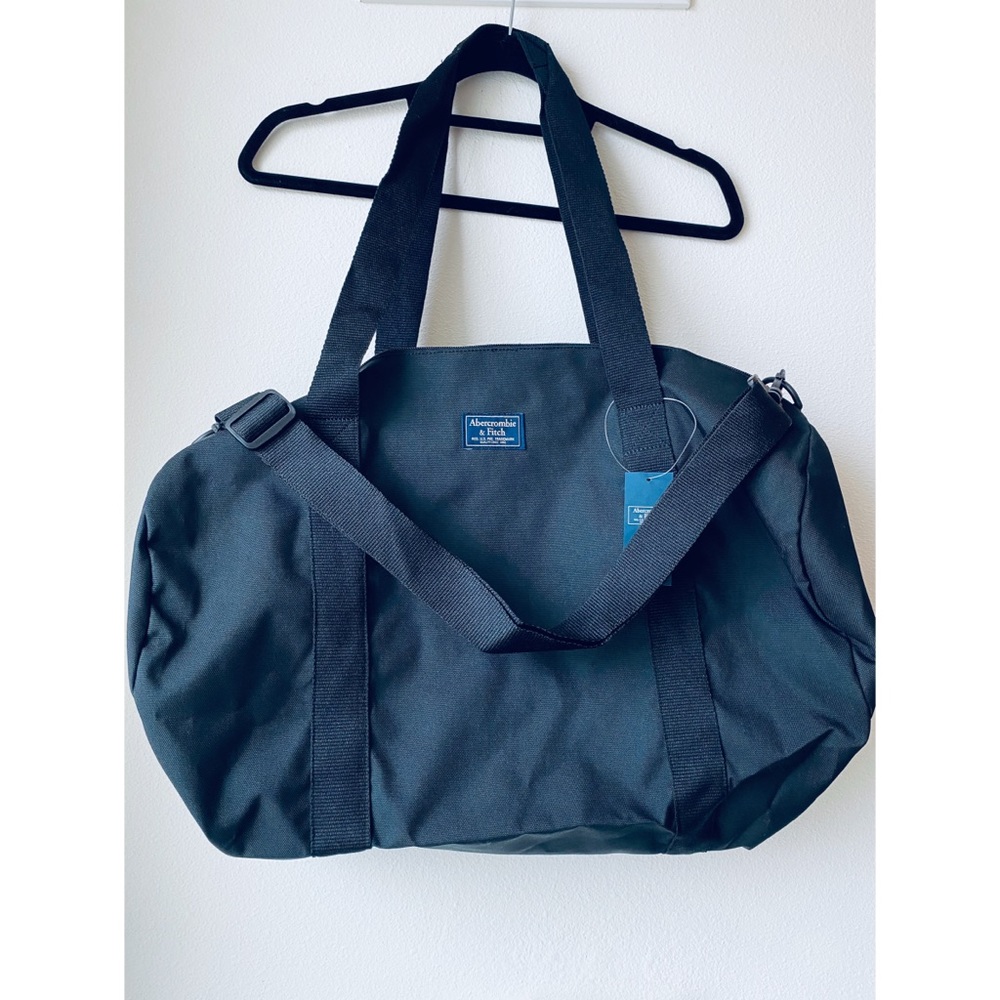 NWT Abercrombie & Fitch duffle bag